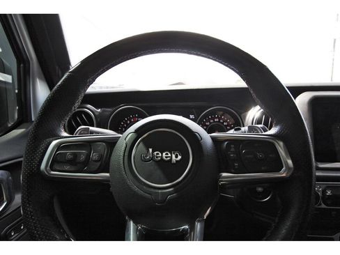 Used 2022 Jeep Wrangler Unlimited Rubicon w/ Xtreme Recon 35" Tire Package AWD/4WD image 15
