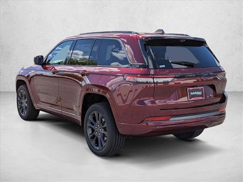 New 2026 Jeep Grand Cherokee Limited AWD/4WD image 8