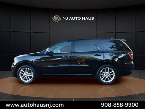 Used 2023 Dodge Durango GT RWD image 5