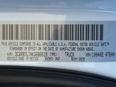 Used 2019 RAM 1500 Classic SLT image 42