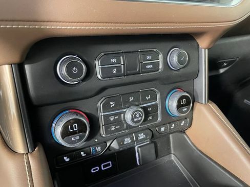 Certified 2024 Chevrolet Tahoe High Country AWD/4WD image 8