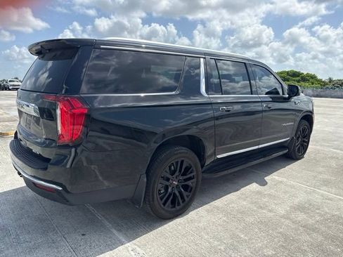 Used 2023 GMC Yukon XL SLT w/ SLT Luxury Package RWD image 14