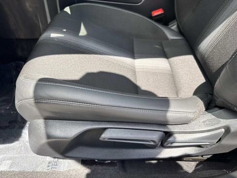 Used 2024 Honda Civic Sport image 25
