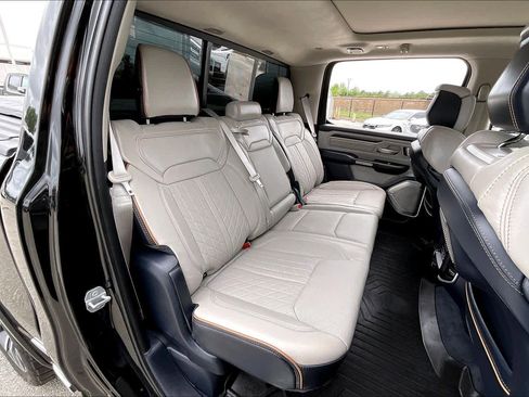 Used 2025 RAM 1500 Tungsten image 21