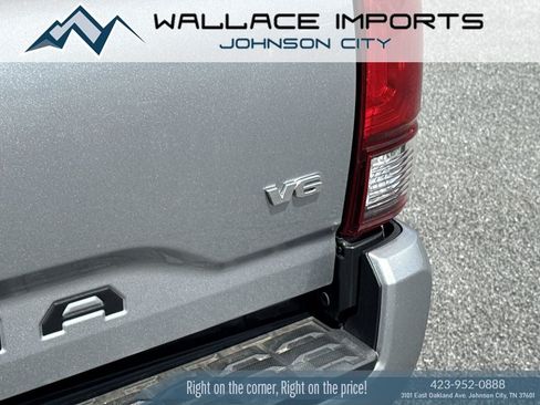 Used 2023 Toyota Tacoma SR AWD/4WD image 11