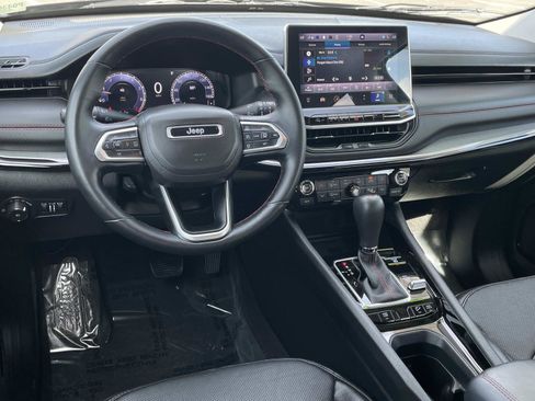 Used 2022 Jeep Compass Trailhawk w/ Trailhawk Elite Group image 6