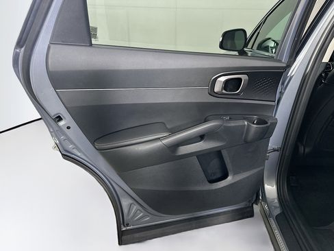 Used 2025 Kia Sorento S w/ Panoramic Sunroof Package image 27