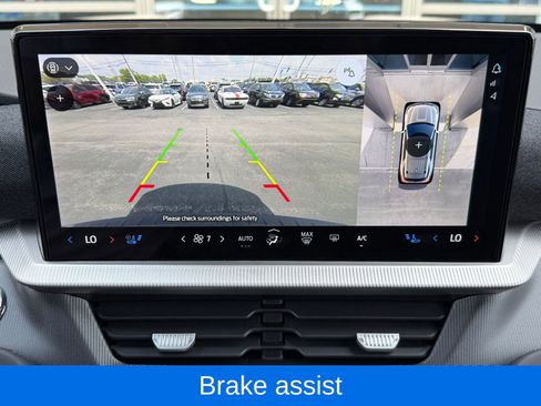 Used 2025 Ford Explorer ST image 40