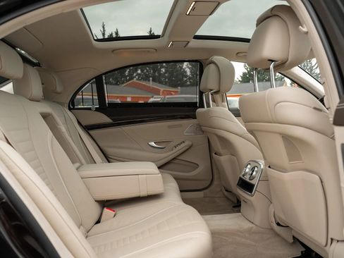 Used 2019 Mercedes-Benz S 560 4MATIC Sedan image 13