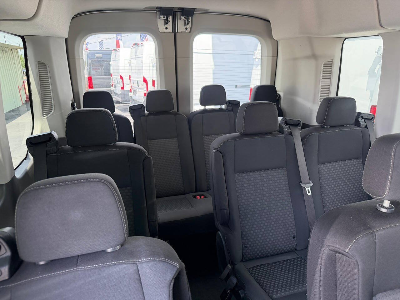 Used 2021 Ford Transit 350 XLT RWD image 15