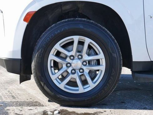 Used 2024 Chevrolet Tahoe LT image 10