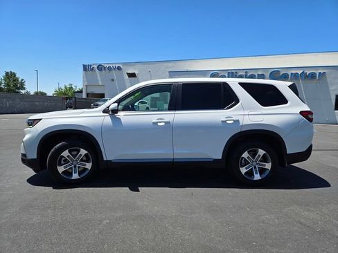 Used 2023 Honda Pilot EX-L image 7