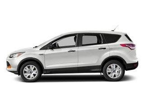 Used 2016 Ford Escape SE w/ Equipment Group 201A FWD image 12
