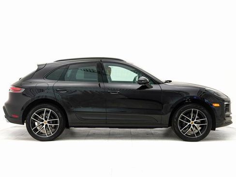 Used 2026 Porsche Macan AWD/4WD image 33