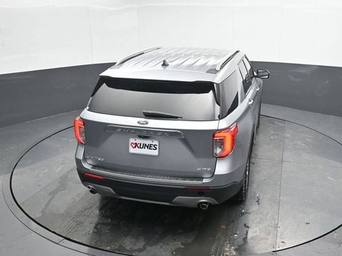 Used 2022 Ford Explorer Limited w/ Equipment Group 301A AWD/4WD image 42