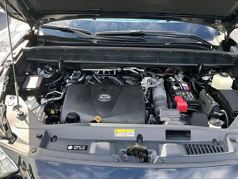 Used 2020 Toyota Highlander Limited FWD image 30