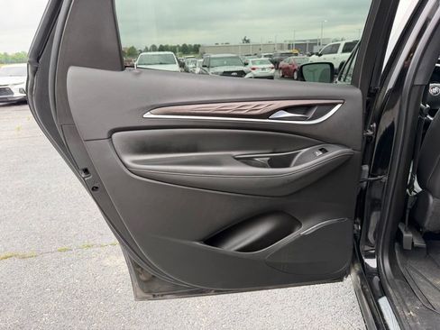 Used 2023 Buick Enclave Avenir w/ Avenir Technology Package AWD/4WD image 16