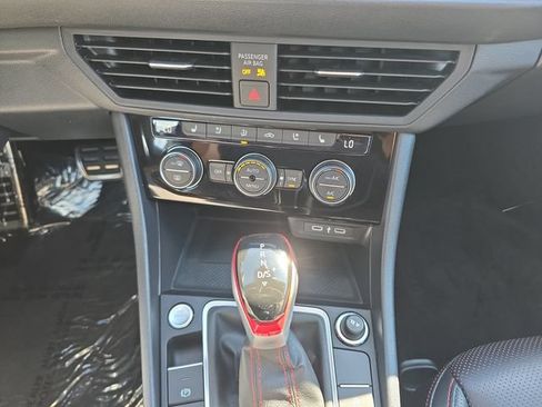 Used 2024 Volkswagen Jetta GLI Autobahn FWD image 26