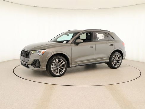 New 2025 Audi Q3 2.0T Premium image 13