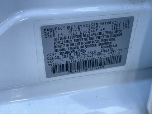 Used 2020 Nissan Sentra SV image 24