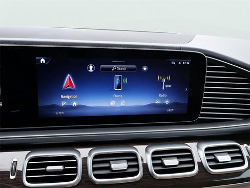 Certified 2025 Mercedes-Benz GLS 580 4MATIC image 25