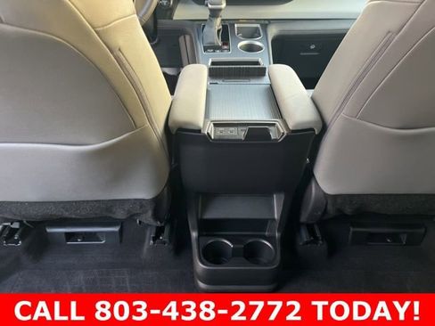 Used 2025 Toyota Sienna XLE image 15
