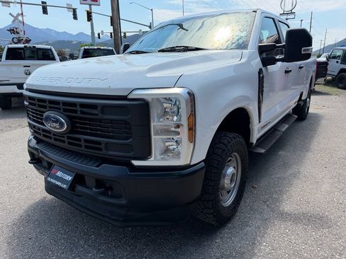 Used 2024 Ford F250 XL AWD/4WD image 4