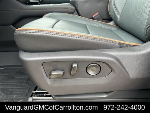 New 2026 GMC Yukon XL AT4 image 23