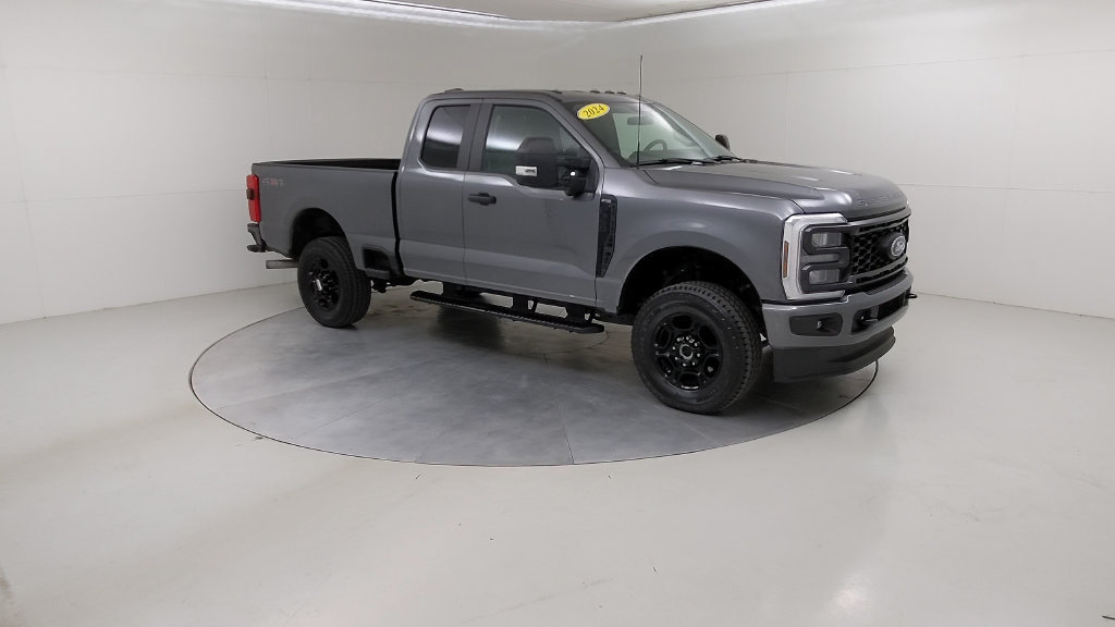 Certified 2024 Ford F350 XL w/ STX Appearance Package AWD/4WD image 10