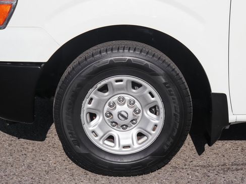 Used 2018 Nissan NV 2500 SV w/ Navigation Package image 35