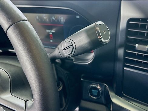 Used 2025 Ford F350 Lariat w/ Chrome Package image 33