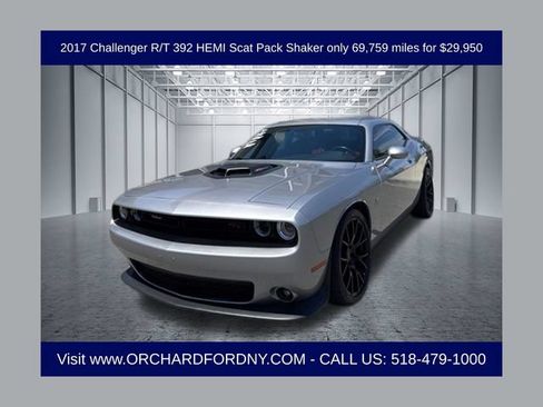 Used 2017 Dodge Challenger R/T Scat Pack RWD image 1