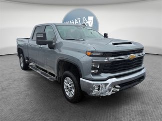 Used 2024 Chevrolet Silverado 2500 LT video 1