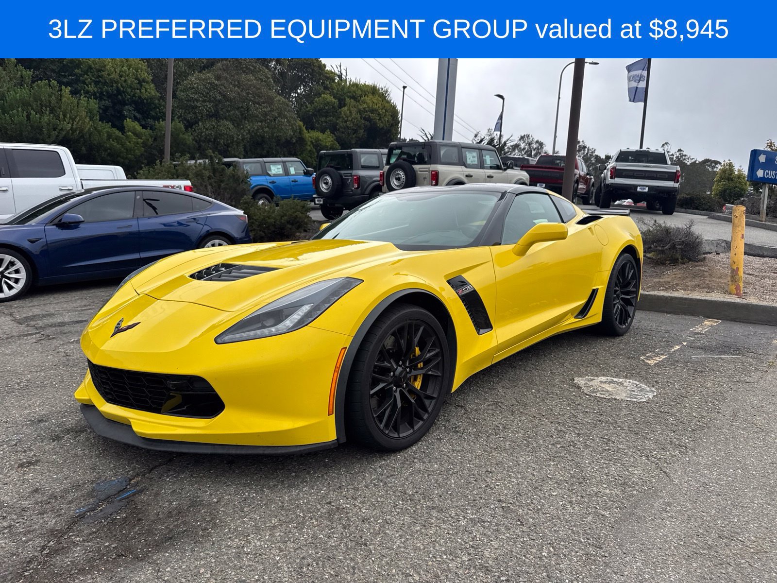 Used 2016 Chevrolet Corvette Z06 w/ 3LZ Preferred Equipment Group RWD image 3