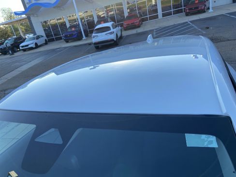 New 2026 Honda HR-V LX image 15
