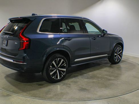 Used 2026 Volvo XC90 B6 Core w/ Protection Package Premier AWD/4WD image 5