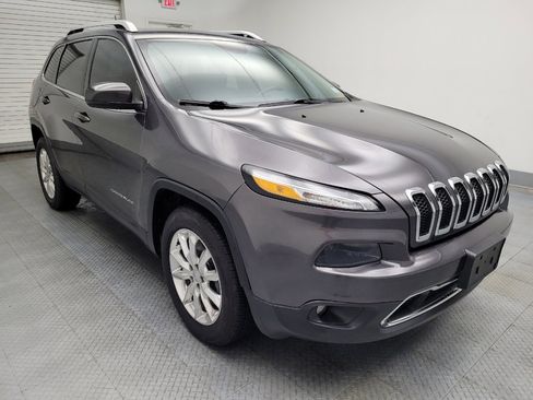 Used 2015 Jeep Cherokee Limited image 13