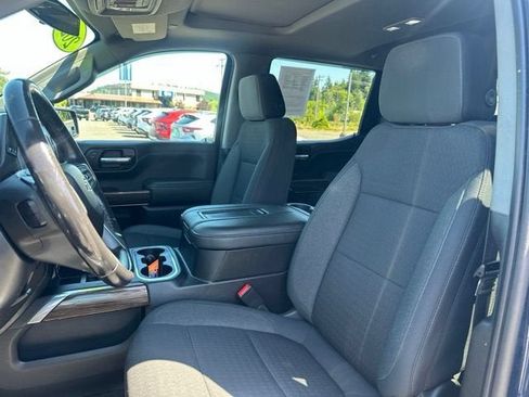 Used 2021 Chevrolet Silverado 1500 RST w/ Convenience Package II AWD/4WD image 13