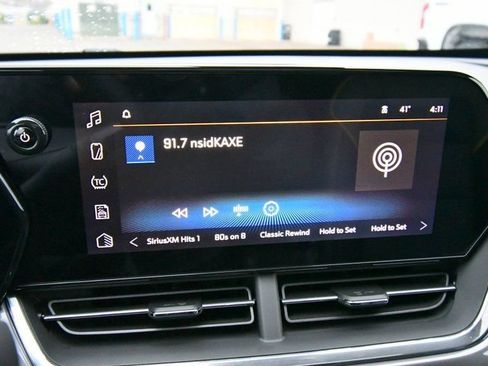New 2026 Chevrolet Trax ACTIV w/ Sunroof Package FWD image 21