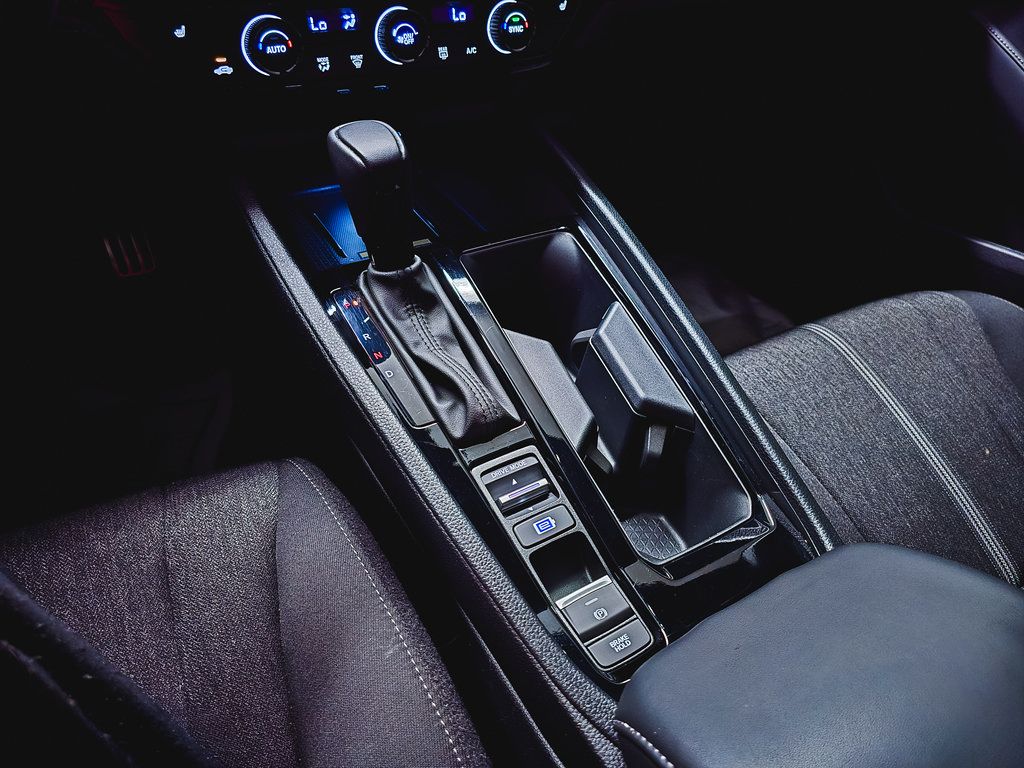 Used 2025 Honda Accord Sport image 29