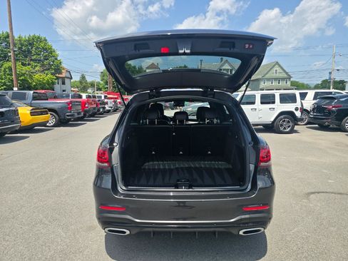 Used 2022 Mercedes-Benz GLC 300 4MATIC image 17