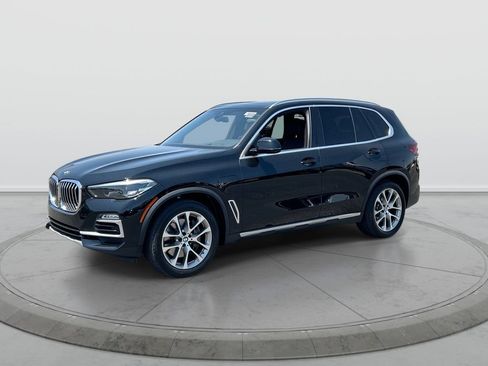 Used 2021 BMW X5 xDrive45e w/ Premium Package AWD/4WD image 4