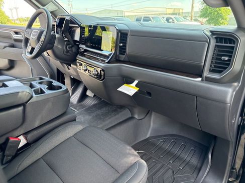 New 2026 GMC Sierra 1500 Elevation w/ X31 Off-Road Package AWD/4WD image 39