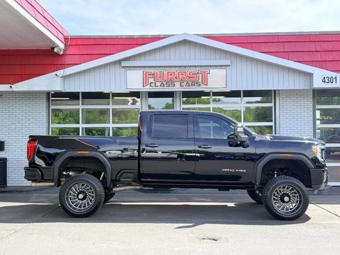 Used 2021 GMC Sierra 2500 AT4 w/ Gooseneck/5TH Wheel Package AWD/4WD image 2
