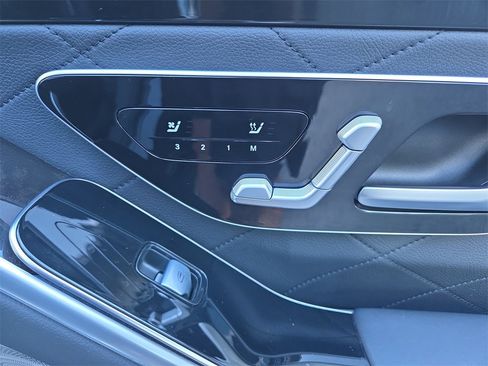 Certified 2022 Mercedes-Benz S 580 S 580 image 17