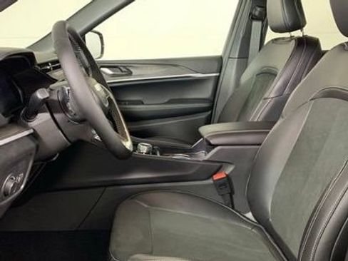 New 2026 Jeep Grand Cherokee Altitude AWD/4WD image 11