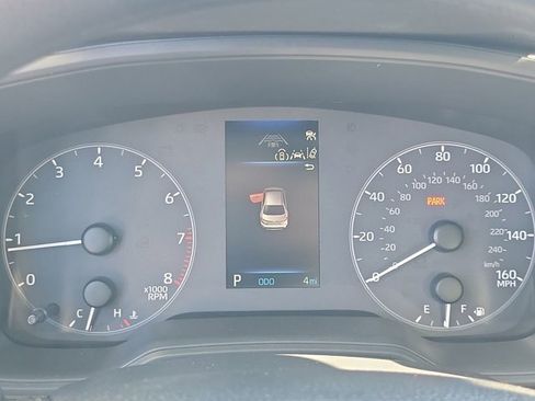 Used 2025 Toyota Corolla LE image 32