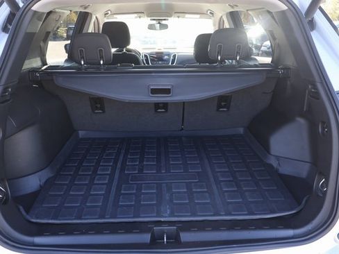 Used 2019 Chevrolet Equinox LT image 16