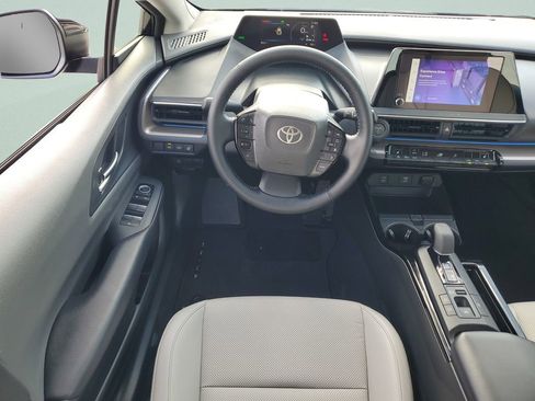 Certified 2026 Toyota Prius XLE FWD image 11