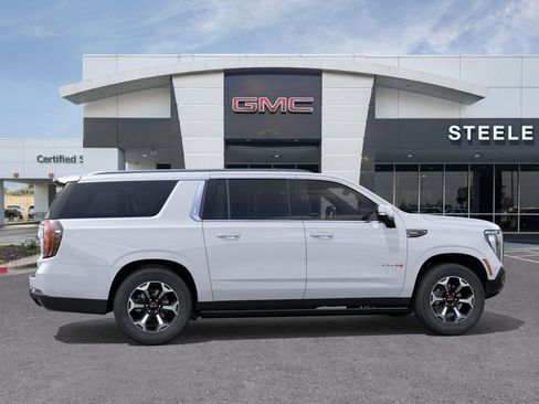 New 2026 GMC Yukon XL AT4 Ultimate AWD/4WD image 5